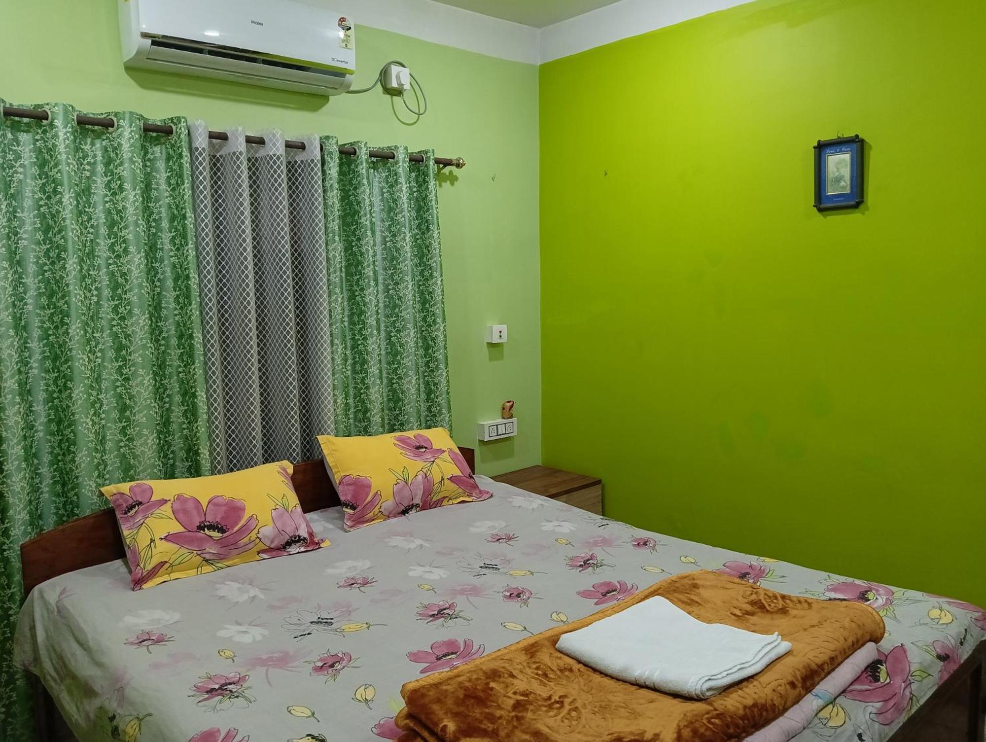 Anjali Homestay - 10 Mins From Airport Siliguri Esterno foto